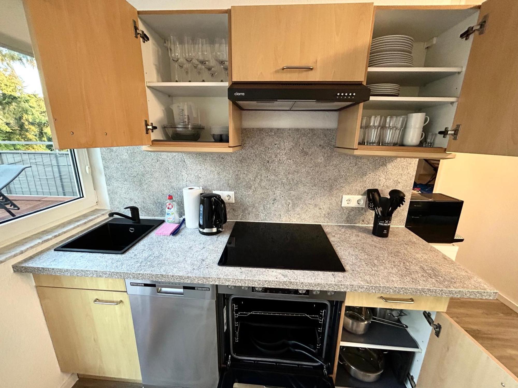 Lgh-Moderne, Ruhige Wohnung, Naehe Zum Flughafen Und Autobahn, 24H-Self-Check-In, Vollausgestattet, Disneyplus, Waschmaschine Langenhagen  Εξωτερικό φωτογραφία